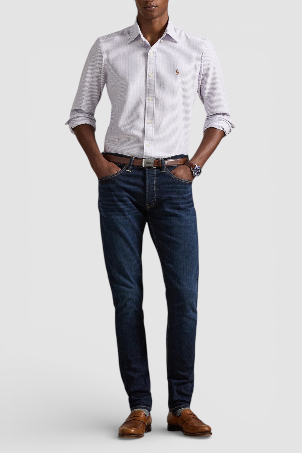 תמונת כל הלוק של חולצה מכופתרת